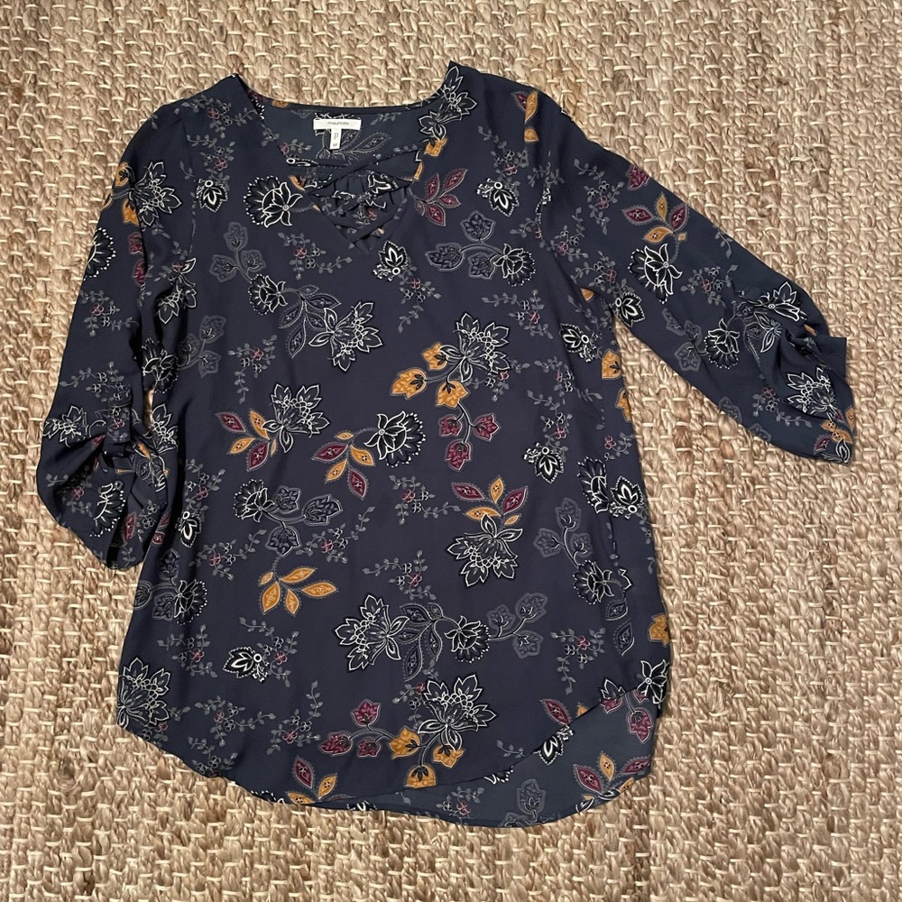 Maurices size medium top